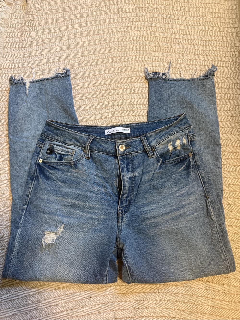 KanCan Light Blue Distressed Ankle Jeans